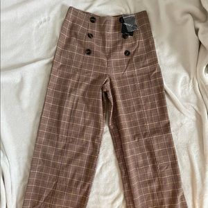 Wide leg plaid trouser